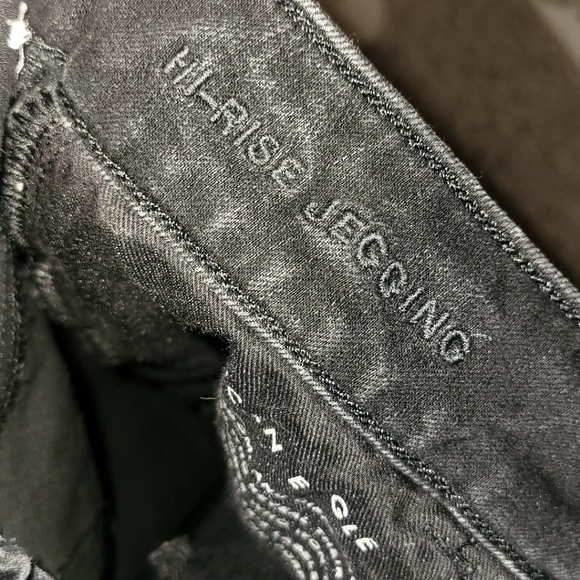 American Eagle "The Dream Jean" Black Denim Jeans - Picture 6 of 6